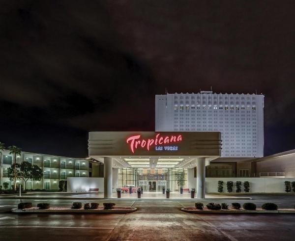 Tropicana Las Vegas a DoubleTree by Hilton Resort & Casino - Free Parking image 2